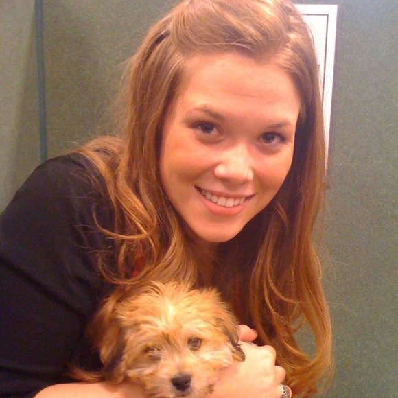 Meet your Posher, Katie - Picture 4 of 4